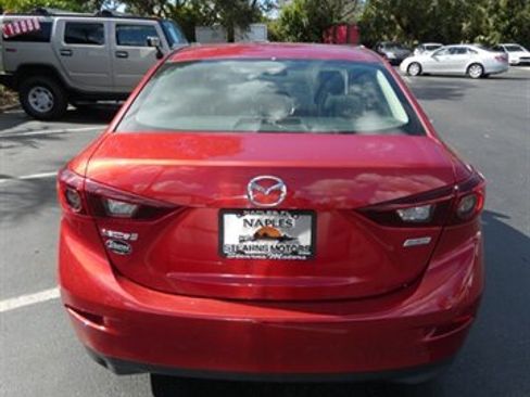 Used 2015 MAZDA MAZDA3 i Sport image 12