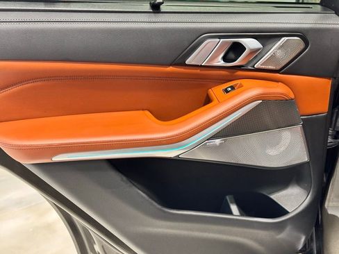 Used 2023 BMW X5 M50i w/ Executive Package image 25