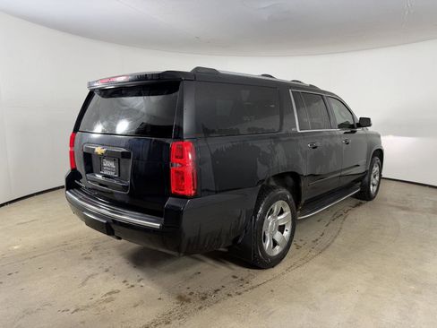 Used 2015 Chevrolet Suburban LTZ image 7