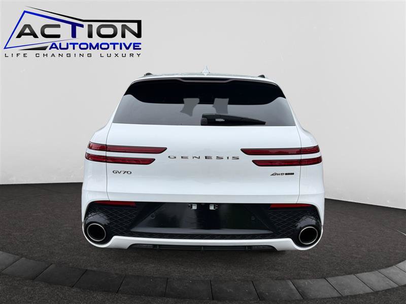 Used 2024 Genesis GV70 3.5T Sport w/ Sport Prestige Package AWD/4WD image 7