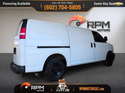 Used 2021 Chevrolet Express 2500 w/ Driver Convenience Package RWD image 5