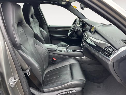 Used 2018 BMW X5 M w/ Executive Package image 16