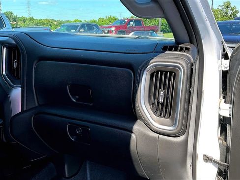 Used 2019 Chevrolet Silverado 1500 LT w/ All-Star Edition AWD/4WD image 29