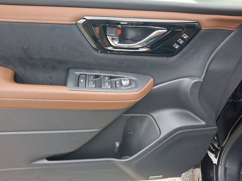 New 2025 Subaru Forester Touring image 8