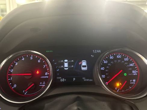 Used 2020 Toyota Camry XSE image 15