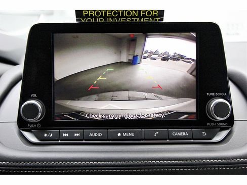 Certified 2024 Nissan Rogue S image 21