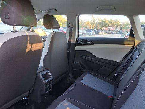 New 2026 Volkswagen Taos S image 5