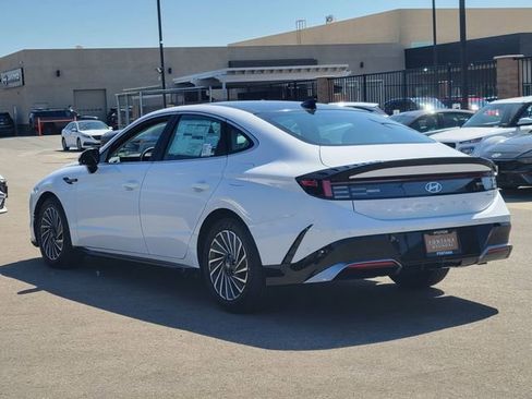 New 2026 Hyundai Sonata Limited image 3