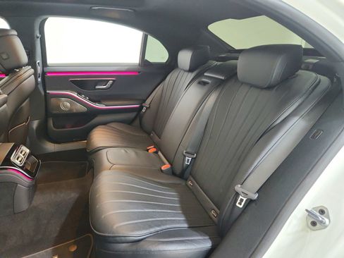Certified 2022 Mercedes-Benz S 500 S 500 w/ AMG Line Package image 21