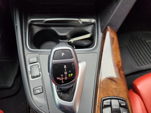 Used 2017 BMW 330i xDrive Sedan image 24