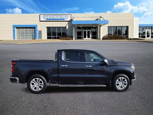 Used 2023 Chevrolet Silverado 1500 LTZ w/ LTZ Convenience Package II image 2