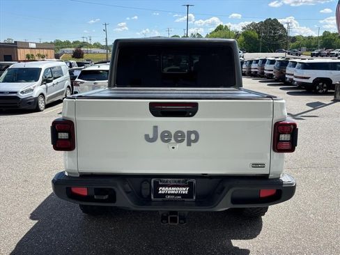Used 2020 Jeep Gladiator Overland AWD/4WD image 25