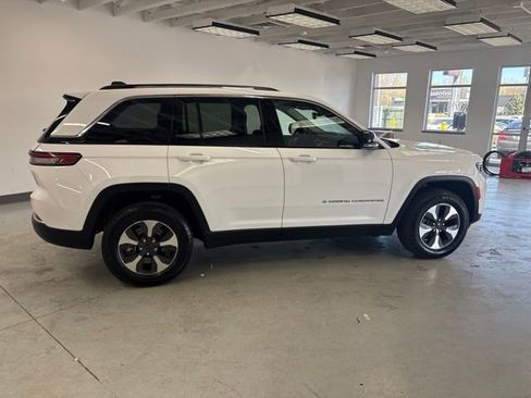 Used 2022 Jeep Grand Cherokee Limited 4xe AWD/4WD image 16