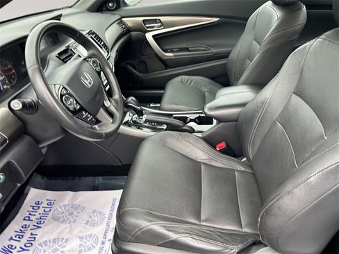 Used 2017 Honda Accord EX-L image 9