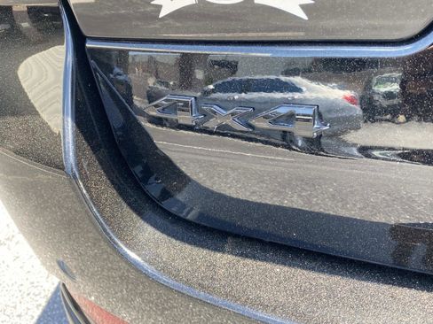 Used 2023 Jeep Grand Cherokee Limited w/ Black Appearance Package image 5