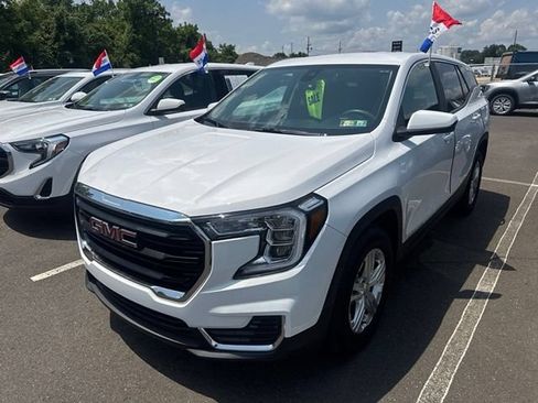 Used 2024 GMC Terrain SLE FWD image 7