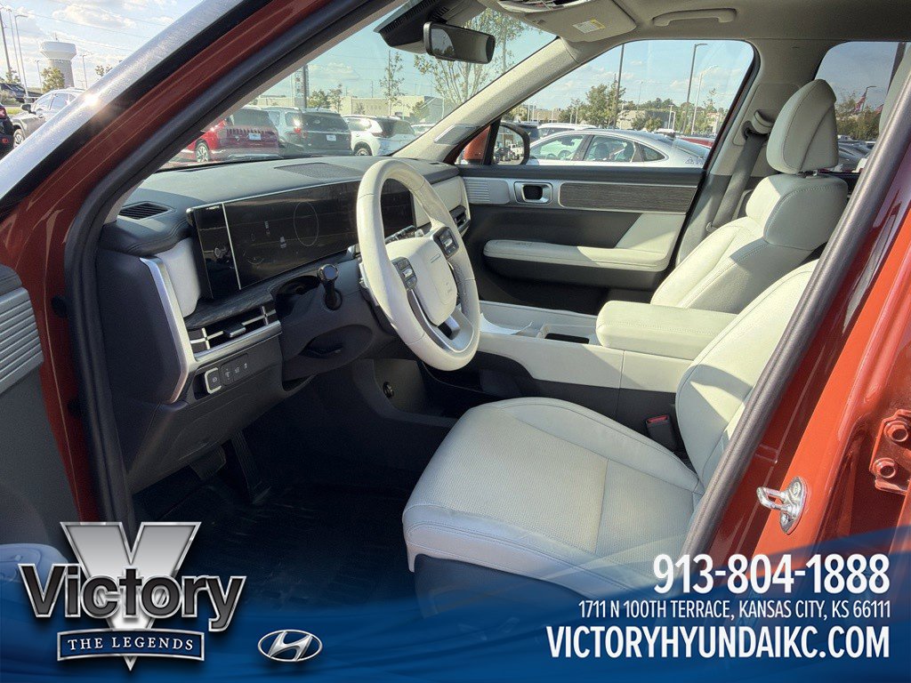 Used 2024 Hyundai Santa Fe Limited FWD image 11