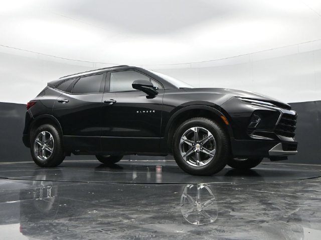 Used 2024 Chevrolet Blazer LT w/ Convenience Package FWD image 41