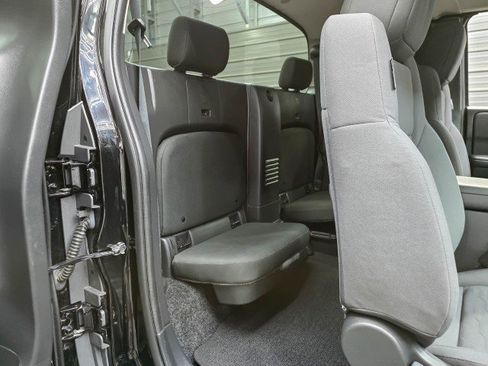 Used 2023 Nissan Frontier S AWD/4WD image 17