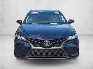 Used 2022 Toyota Camry SE w/ Convenience Package FWD video 2