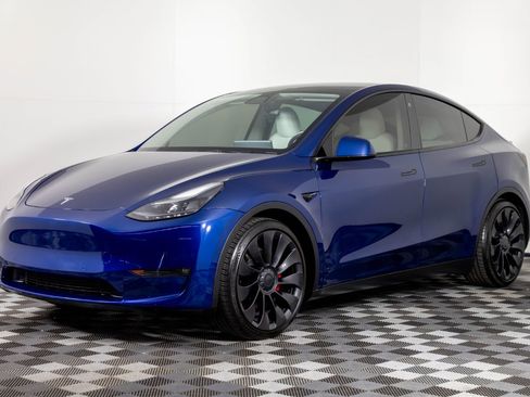Used 2022 Tesla Model Y Performance AWD/4WD image 1
