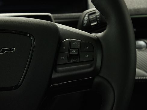 Used 2023 Ford Mustang Mach-E Premium image 22