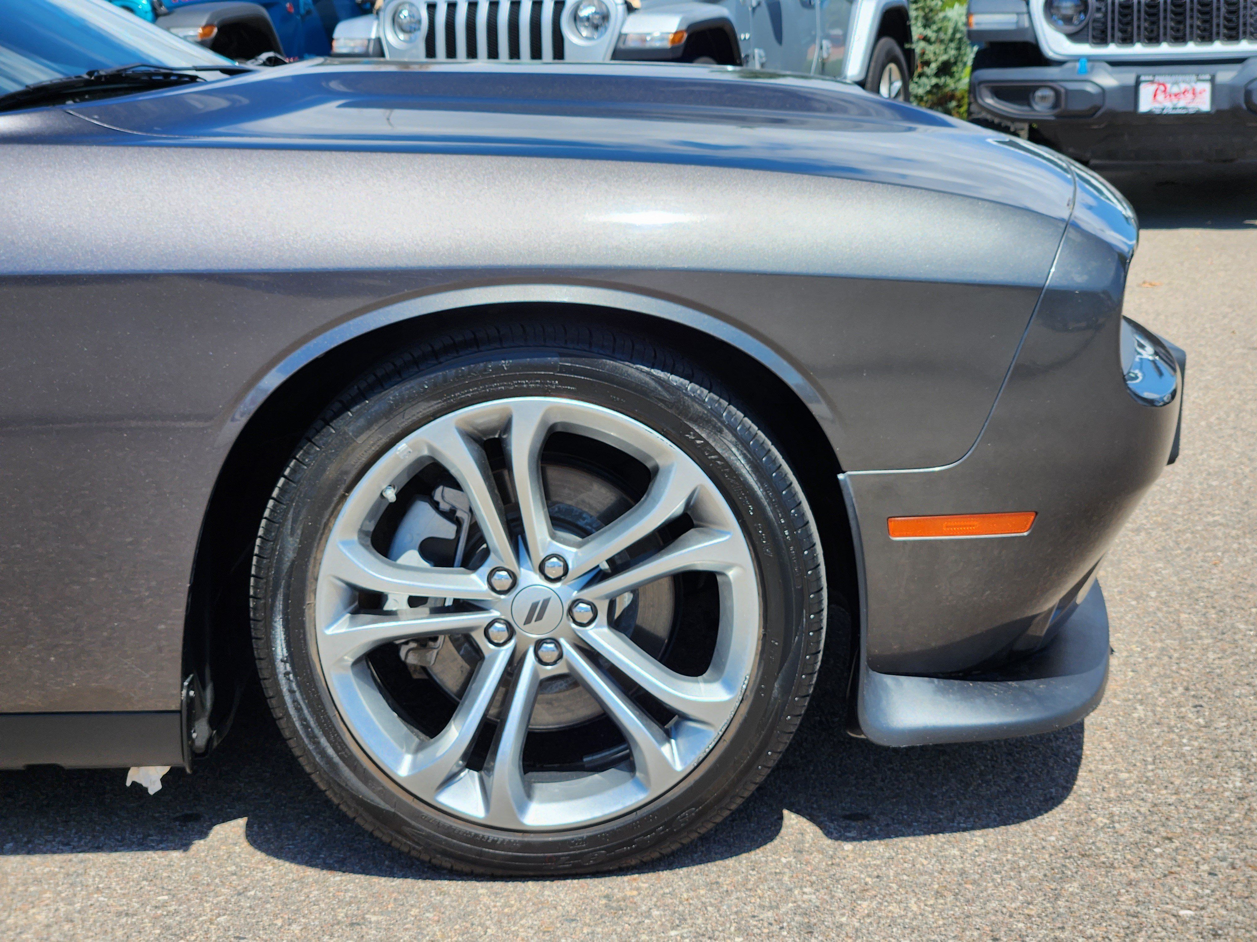 Used 2022 Dodge Challenger GT w/ Plus Package RWD image 7