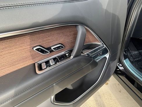 New 2026 Land Rover Range Rover SE AWD/4WD image 12