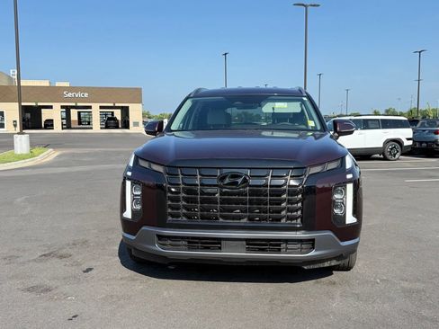 Used 2024 Hyundai Palisade SEL FWD image 2