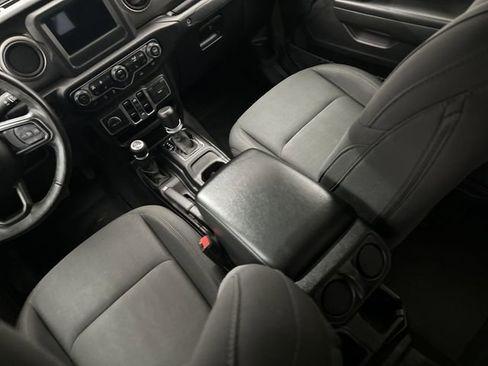 Used 2021 Jeep Gladiator Sport AWD/4WD image 24