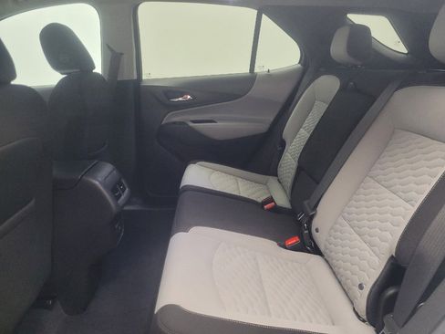 Used 2021 Chevrolet Equinox LS w/ LS Convenience Package FWD image 18