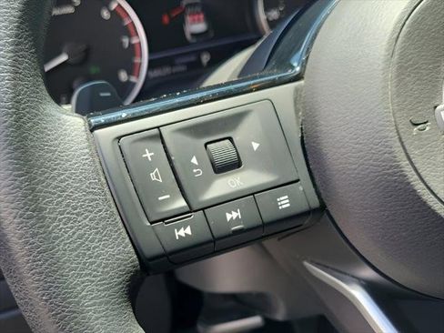 Used 2023 Nissan Rogue SV FWD image 20