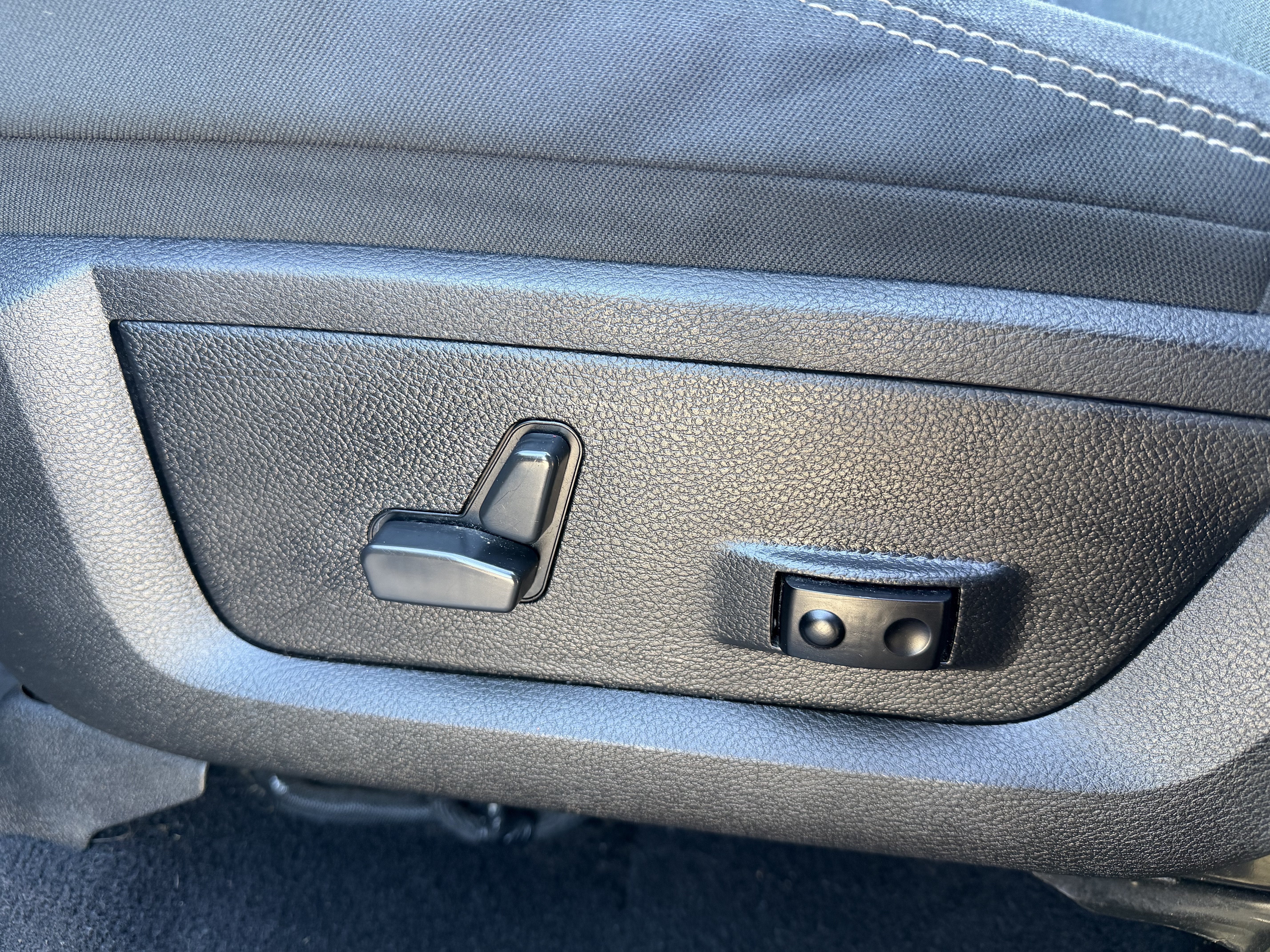 Used 2021 RAM 1500 Warlock w/ Luxury Group AWD/4WD image 10
