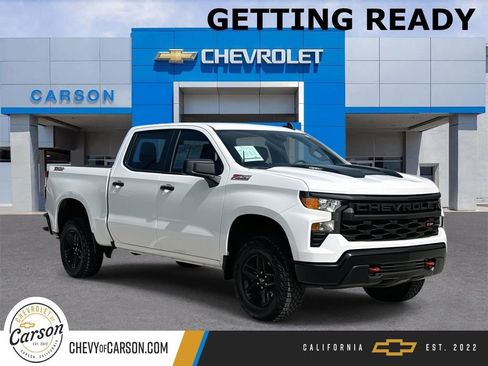 Used 2025 Chevrolet Silverado 1500 Custom Trail Boss image 1