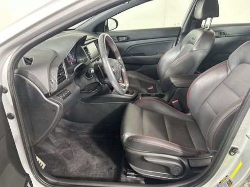 Used 2019 Hyundai Elantra Sport w/ Cargo Package image 11