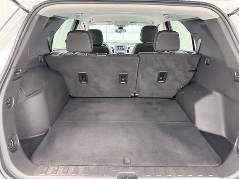 Used 2021 Chevrolet Equinox LS w/ LPO, Blackout Package FWD image 28