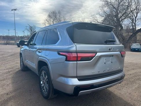 Used 2025 Toyota Sequoia Capstone image 3