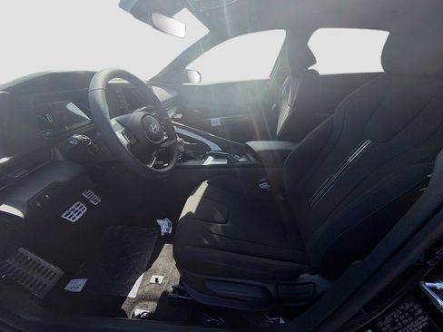 New 2026 Hyundai Elantra Sport FWD image 14