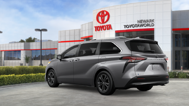New 2026 Toyota Sienna Limited AWD/4WD image 14