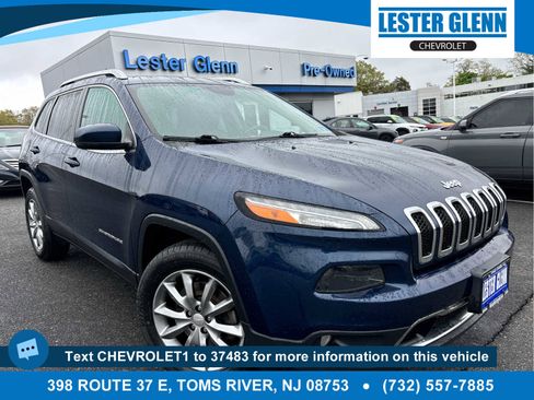 Used 2018 Jeep Cherokee Limited AWD/4WD image 1