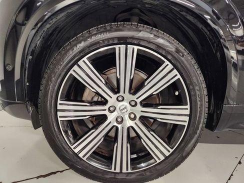 Used 2020 Volvo XC90 T6 Inscription w/ Protection Package Premier AWD/4WD image 8