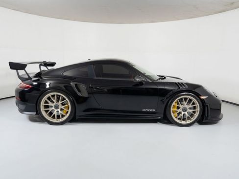 Used 2018 Porsche 911 GT2 RS image 16