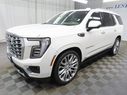 Used 2025 GMC Yukon Denali image 6