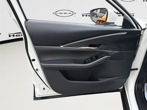 Used 2025 MAZDA CX-30 AWD 2.5 S w/ Preferred Package image 11