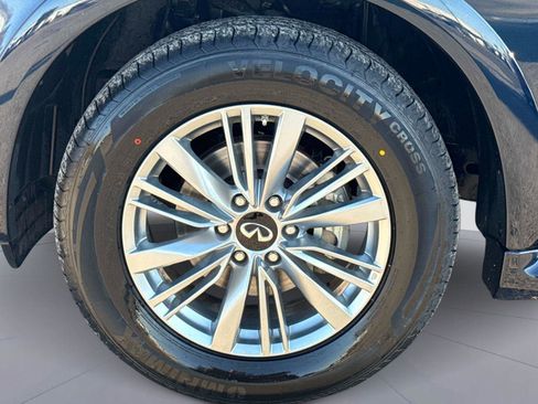 Used 2024 INFINITI QX80 Luxe RWD image 11