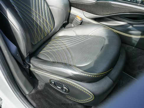 Used 2021 Aston Martin DBX AWD/4WD image 45