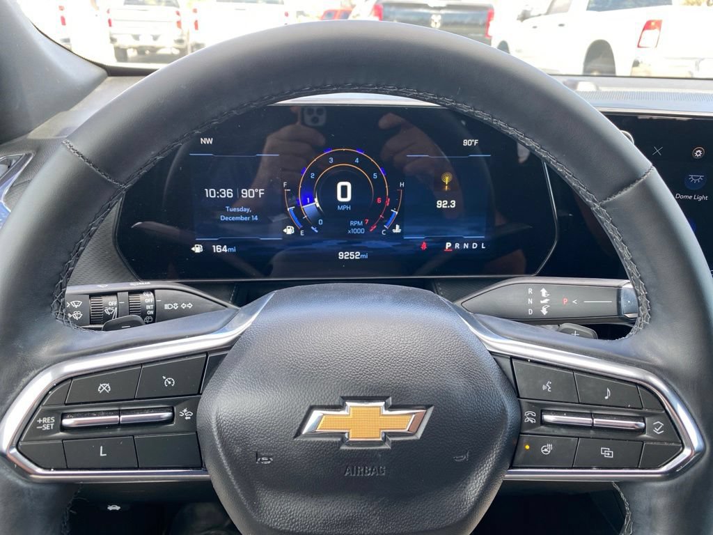 Used 2025 Chevrolet Equinox LT FWD image 27