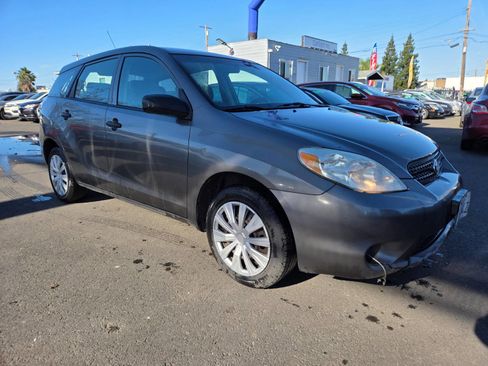 Used 2007 Toyota Matrix image 4