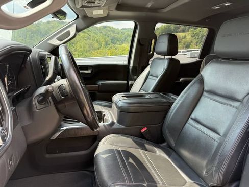Used 2021 GMC Sierra 1500 Denali w/ Denali Ultimate Package AWD/4WD image 9