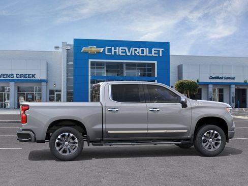 New 2026 Chevrolet Silverado 1500 High Country w/ Technology Package AWD/4WD image 3